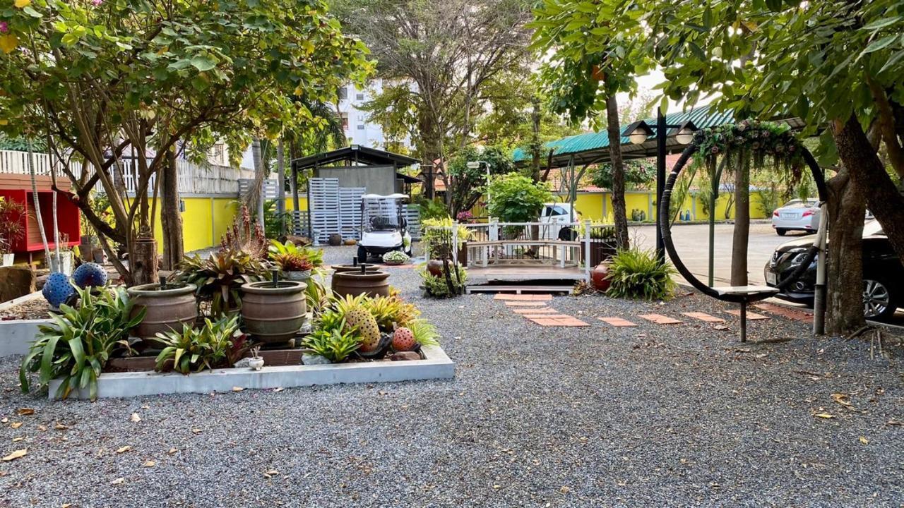 Kwanruen Resort Nakhon Ratchasima Bagian luar foto