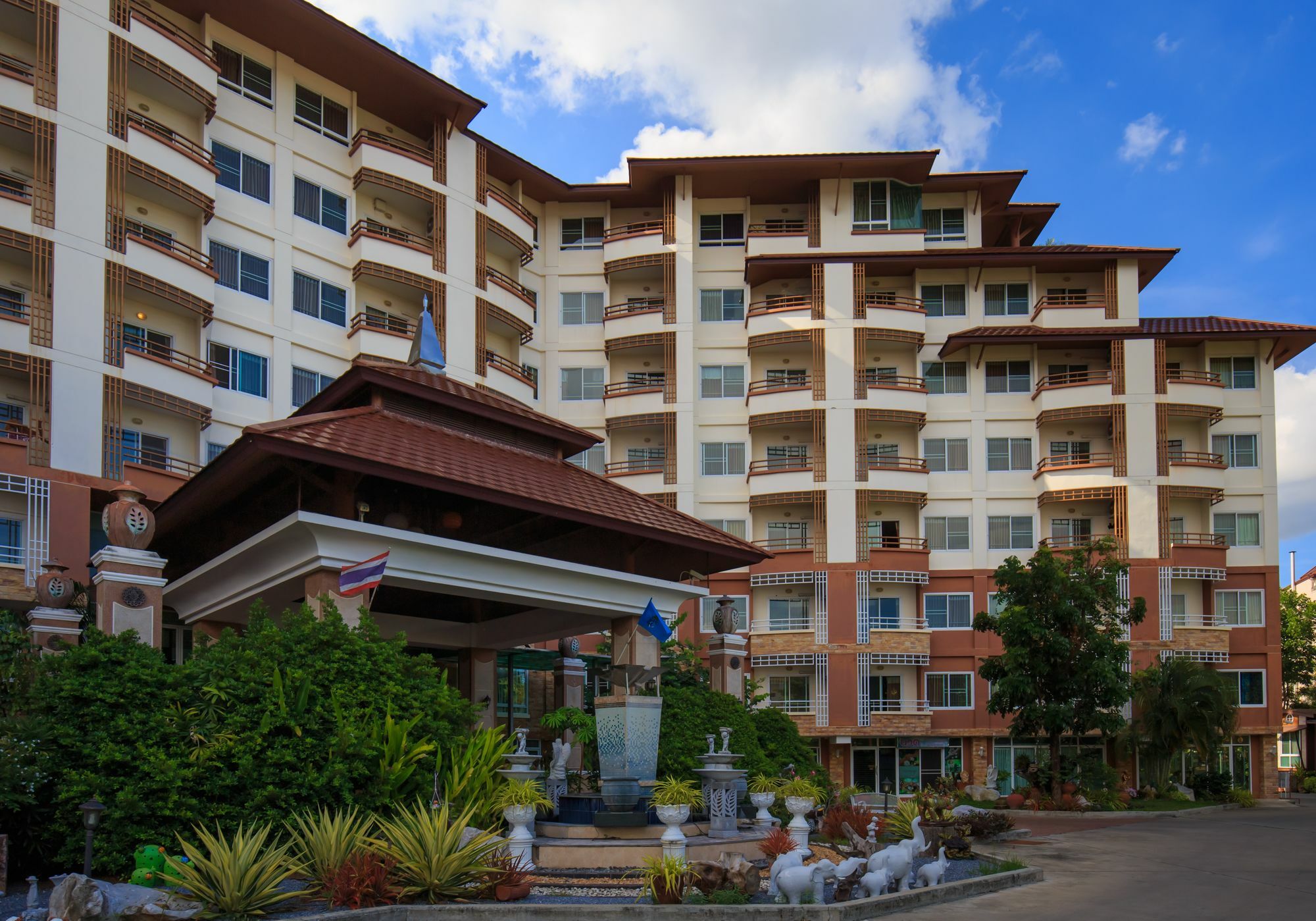 Kwanruen Resort Nakhon Ratchasima Bagian luar foto
